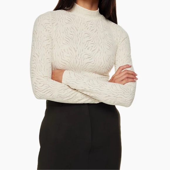 Aritzia Babaton Shapelace Mockneck Long Sleeve Cream Cropped Blouse - Picture 4 of 13
